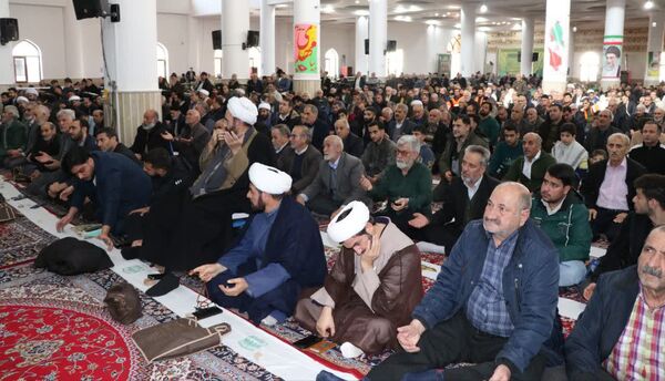 آیین وحدت‌بخش نماز عبادی‌ـ‌سیاسی جمعه شهرستان نظرآباد 