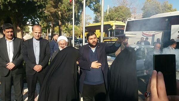 اعزام دانش‌آموزان دختر گلپایگانی به اردوی راهیان نور 