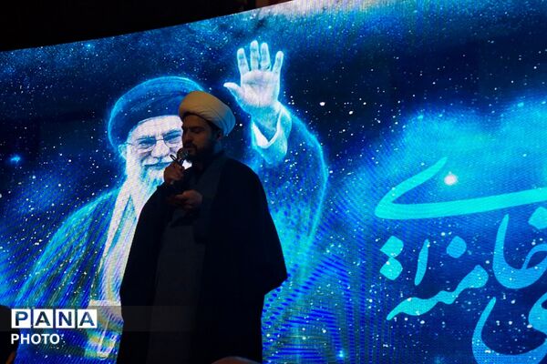 قرچکی‌ها خیابان را رها نمی‌کنند
