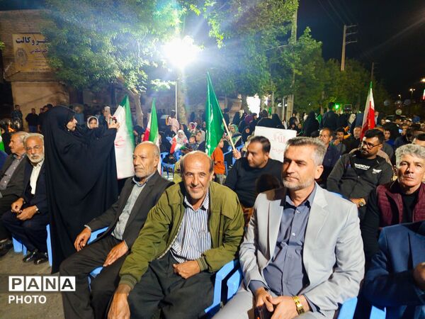 حضور پرشور مردم کامیاران در حمایت از جمهوری اسلامی ایران 