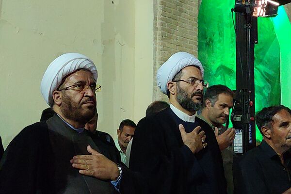 مراسم هفتمین روز درگذشت شهدای خدمت در حرم علی ابن حمزه (ع) شیراز