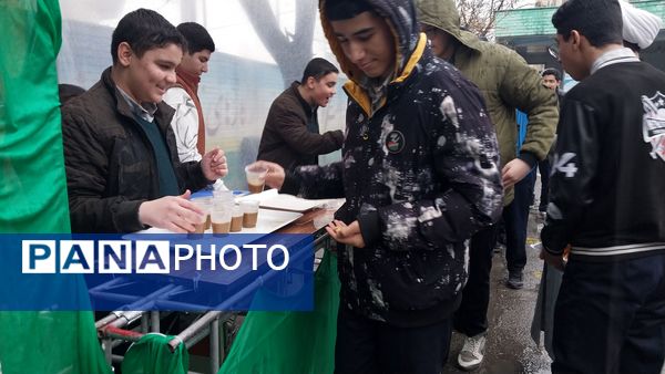 برپایی موکب در دبیرستان شهید بابایی به مناسبت بعث پیامبر‌(ص)