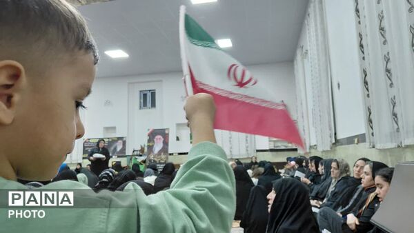  مبارکشهر در سوگ رهبر؛ در آتش خشم بر دشمن 