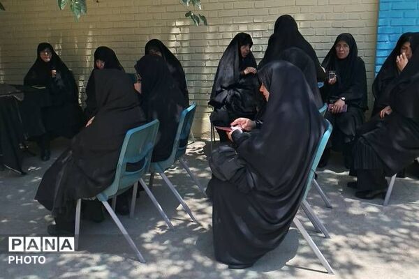  مراسم هفتم امام شهید ایران در دبیرستان تزکیه شهرری