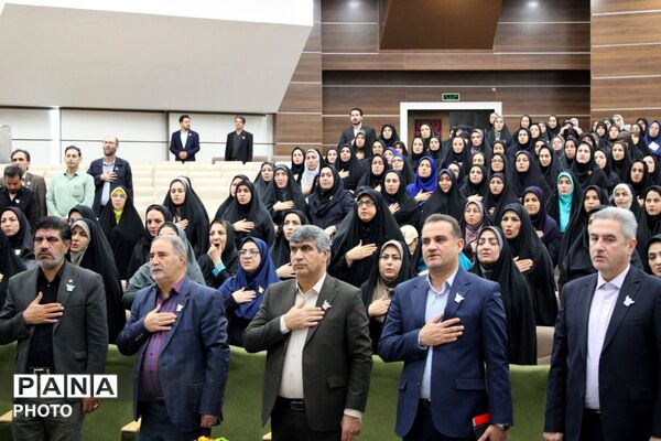 مراسم بزرگداشت مقام معلم در پردیس