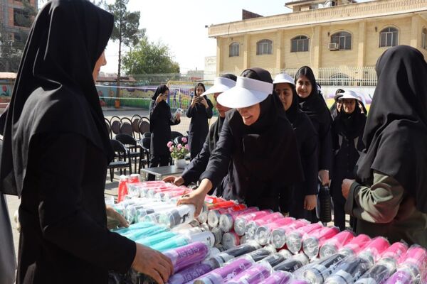 هفته تربیت‌بدنی با شور و انرژی در دبیرستان شاهد مرضیه 