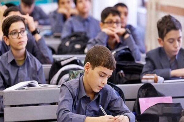 تعطیلات عید باعث کاهش افت عملکرد آموزشی است