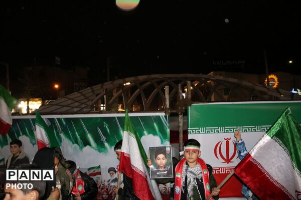 دانش‌آموزان پای کار وطن