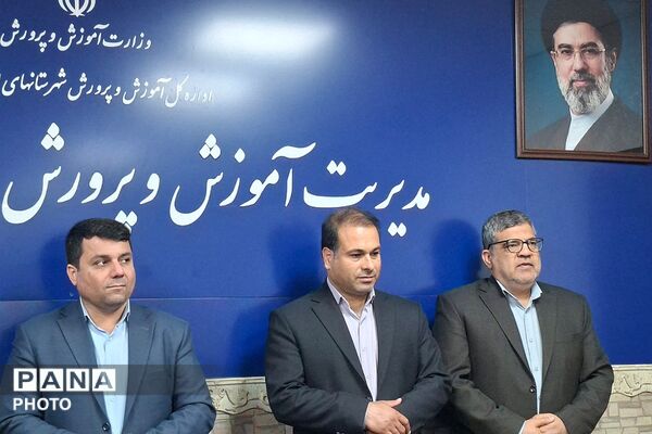 قدردانی از مربیان و مدیران منتخب طرح‌های آموزشی کودکستان‌های شهرستان قرچک