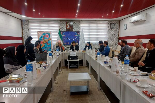 سومین نشست تخصصی راهبران آموزشی- تربیتی معاونت آموزش ابتدایی اداره‌کل آموزش‌وپرورش شهرستانهای تهران در کهریزک 
