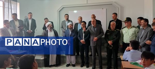 جشن جوانه ها در مدارس باخرز برگزار شد