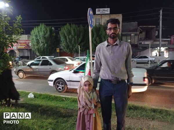 برنامه‌های ویژه میلاد پیامبر اکرم(ص) و هفته وحدت در میدان شهدای میناب