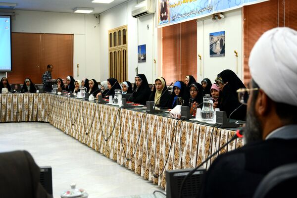 تجلیل از دانش‌آموز خبرنگاران پانا شهرستان نایین 
