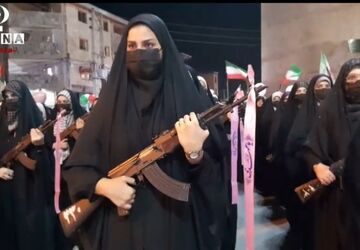 رژه دختران جان فدای شهرستان کردکوی