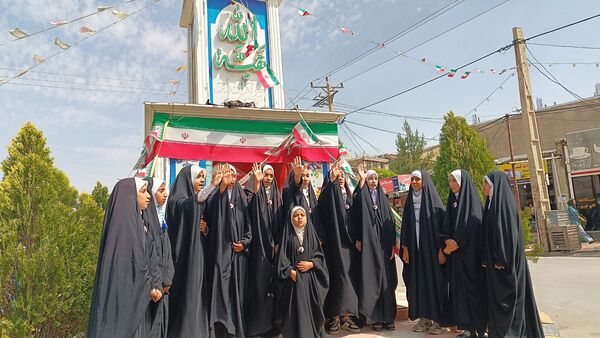 اجرای سرودهای پاتوقی به مناسبت عید غدیر خم در شهرستان مارگون