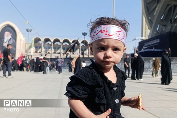 فریاد نسل نو در سوگ رهبر؛ مشقِ وفاداری در قابِ تشییع 