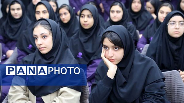 افتتاح مدرسه های خیرساز «نصیری طوسی» و «کارگر شریف» در اردکان با حضور وزیر آموزش و پرورش