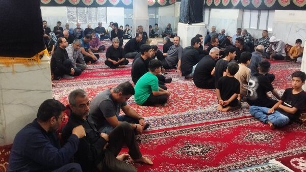 نمازی به یاد ظهر عاشورا