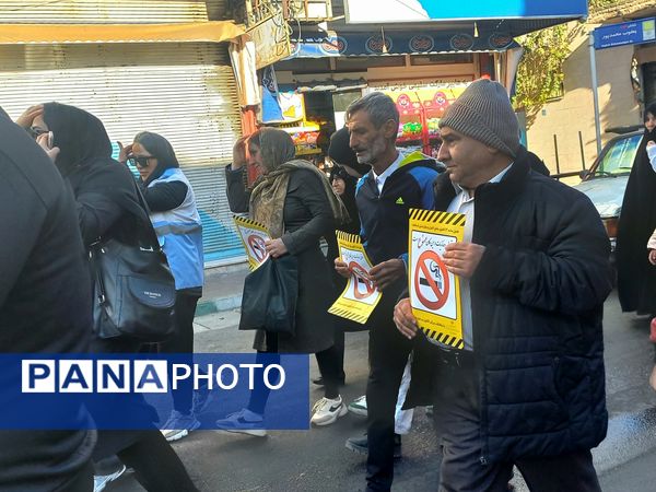 پیاده‌روی خانوادگی در اسلامشهر