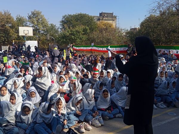 مراسم ۱۳ آبان در مجتمع آموزشی المهدی(عج)