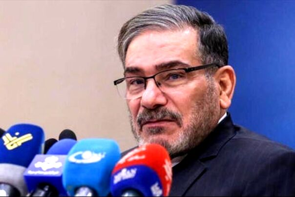 شمخانی رای خود را به صندوق انداخت