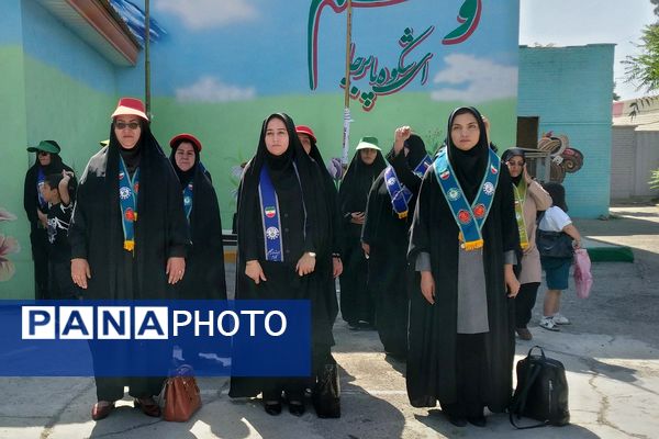 آیین بزرگداشت سالروز تأسیس سازمان دانش‌آموزی و سپاس مربی در کهریزک 