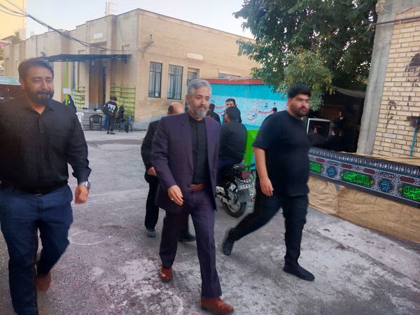 برگزاری موکب گام های عاشقی امام رضا (ع) در دبیرستان نمازی خواه مشهد