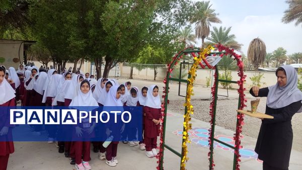 ماه مهر، آغاز فصل رویش جوانه‌های امید در مدارس فین