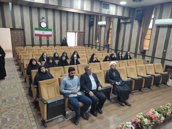 آئین اختتامیه طرح ملی مدرسه انقلاب در شهرستان قرچک 