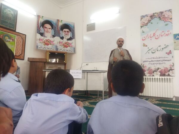 برگزاری طرح کشوری قاضی مدرسه در دبیرستان نمونه دانش 