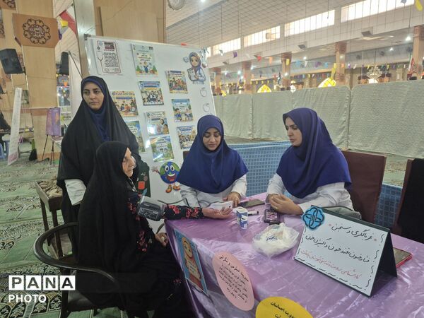 هفته سلامت در پاکدشت با اجرای خدمات تخصصی و مشاوره 