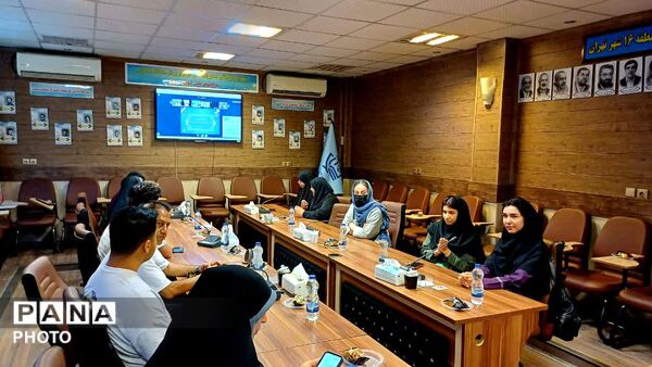 تجلیل از برگزیدگان مسابقات فرهنگی و هنری و پرسش مهر ریاست جمهوری منطقه ۱۶ شهر تهران