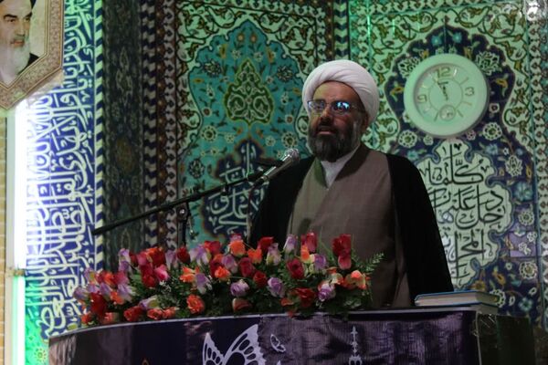 تجلی پیوند مدرسه و مسجد در خاتم