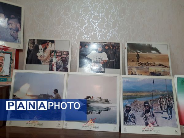 بزرگداشت یاد شهدای دفاع مقدس در دبستان دخترانه نوفل لوشاتو ناحیه سه