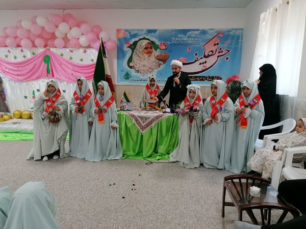 جشن تکلیف دختران با عطر بندگی و شکوفه‌های ایمان
