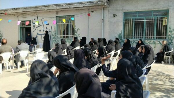 گرامیداشت هفته بهداشت و روان در دبیرستان مرحوم میری خلیل آباد 