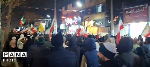 نهمین شب راهپیمایی خون‌خواهی رهبر شهید انقلاب در فردیس