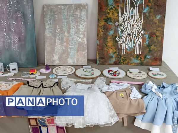 برگزاری اختتامیه جشنواره و نمایشگاه یلدایی کانون فرهنگی‌تربیتی روح‌الله در منطقه ۵