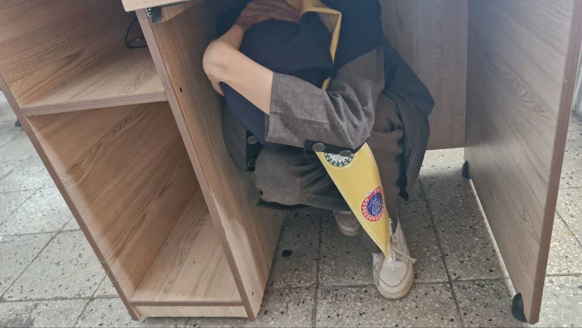 بیست و ششمین مانور سراسری زلزله در دبیرستان نمونه اندیشه کاشمر