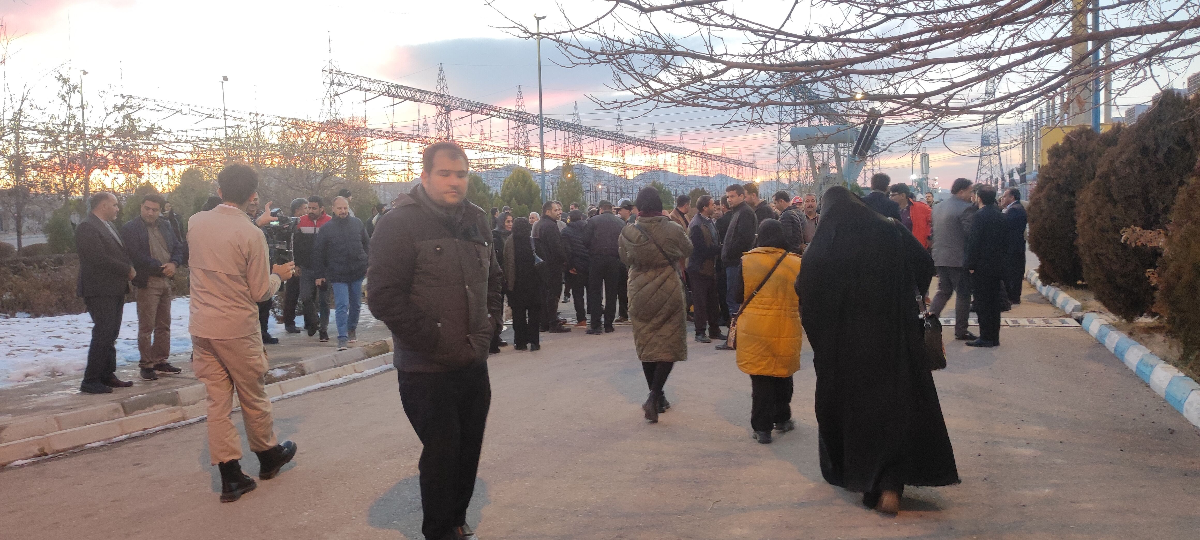 برگزاری جلسه شورای اداری شهرستان شیروان با حضور وزیر نیرو در نیروگاه شیروان