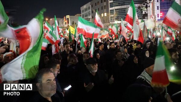 حضوری از جنس نور در خیابان‌های کرج