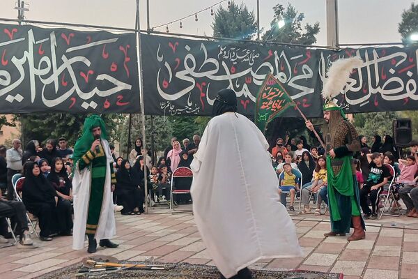 تعزیه‌خوانی دهه دوم محرم در بهارستان‌۲