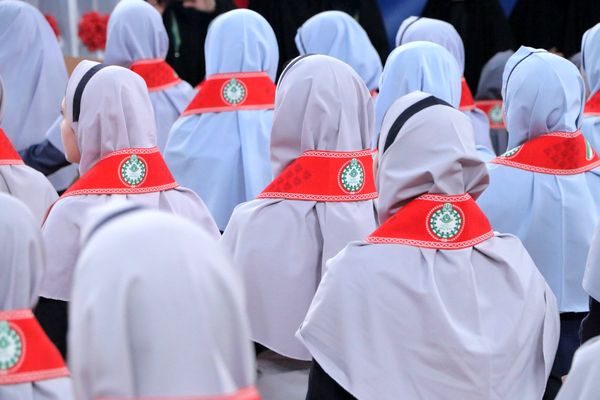 بهارستان دو صحنه همفکری، همدلی و همکاری پیشتازان در همایش یاوران انقلاب