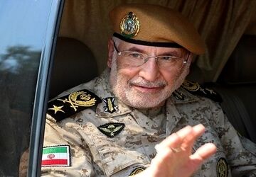 امیر سرتیپ آراسته: اگر جنگ ایران و آمریکا آغاز شود، ایران برگ برنده را رو خواهد کرد