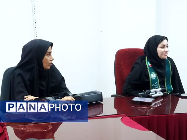 نشست قائم مقام سازمان دانش آموزی با اعضا و مربیان سازمان دانش آموزی مازندران 