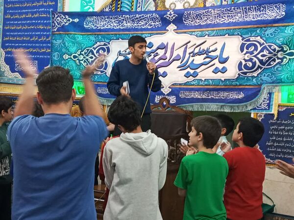 حضور پر شور دانش‌آموزان تهرانی در مراسم معنوی اعتکاف