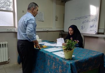 برپایی موکب خدمت در دبیرستان دوره دوم شاهد ظهور اصفهان