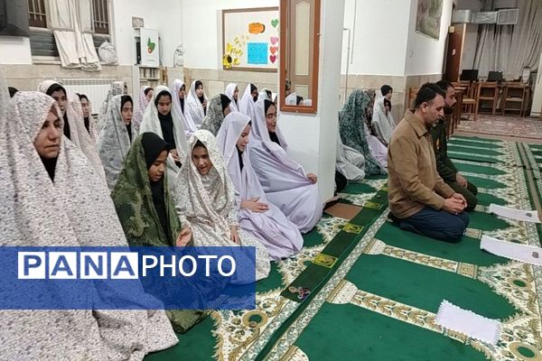 جلسه بصیرتی  در آموزشگاه شهید مجید دهنوی