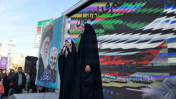 جلوه هایی از یک حضور کم نظیر
