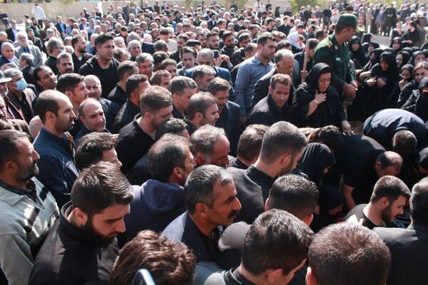 مراسم تشییع پیکر پاک شهید الله‌وردی رحیم‌پور شهید راه قدس در بهارستان‌2